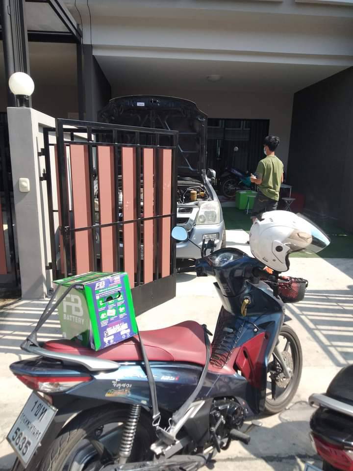 17 - https://โอเคดีแบตเตอรี่รถยนต์.com | ร้าน OKD.แบตเตอรี่รถยนต์บริการเปลี่ยนแบตเตอรี่ นอกสถานที่ ทั่วกรุงเทพและปริมณฑล ตลอด 24 ชั่วโมง ตรวจเช็คสภาพแบตเตอรี่ฟรี ให้คำปรึกษาโดยผู้เชี่ยวชาญด้านแบตเตอรี่รถยนต์